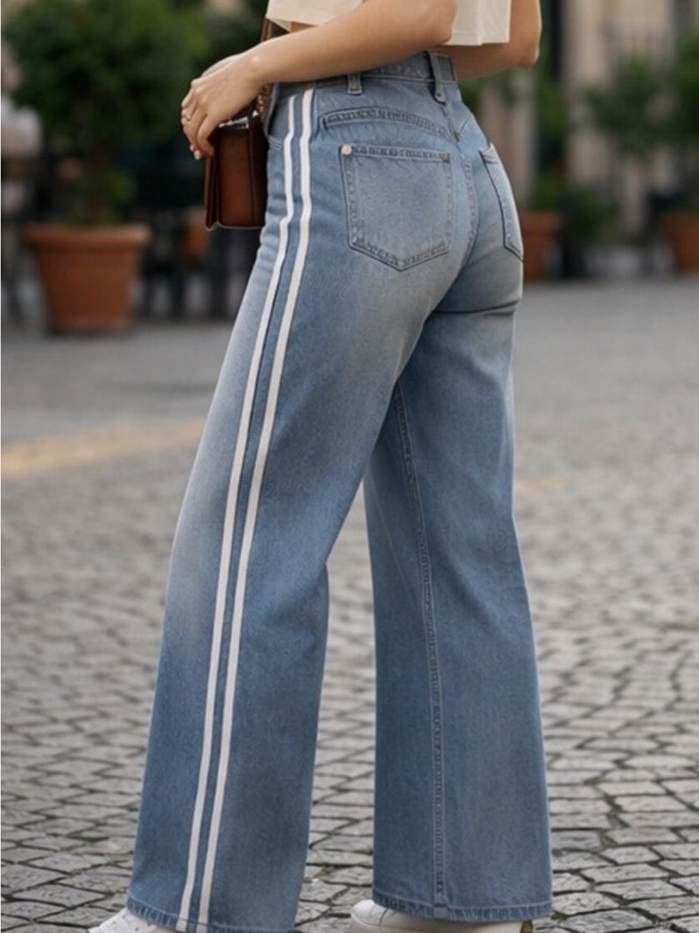 Halara Flex High Waisted Stripe Wide Leg Jeans Light Blue Wash M Regular